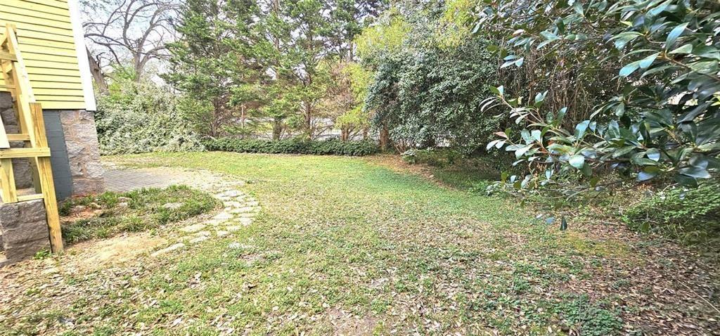 1047 Ridge Avenue Stone Mountain, GA 30083 - Photo 21 of 24