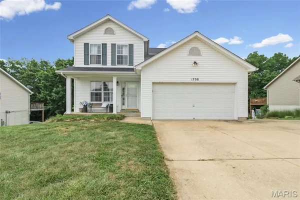 $289,000 | 1708 St Charles Drive, Hillsboro, MO 63050