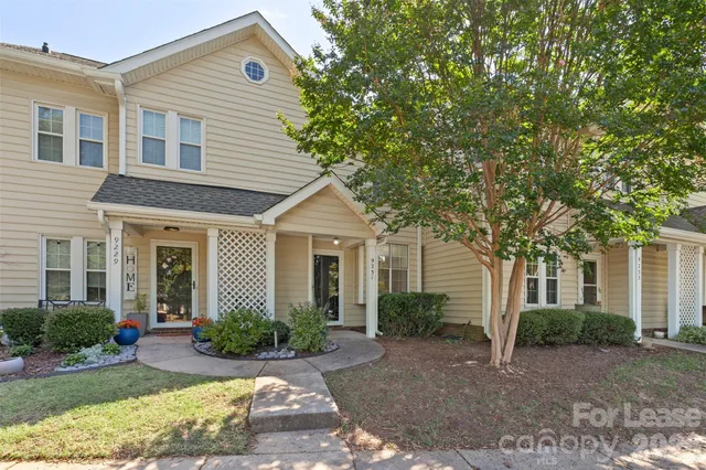 $1,795 | 9231 Kings Canyon Drive, Charlotte, NC 28210