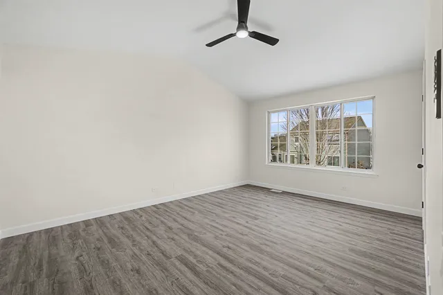 $499,999 | 1661 Charlotte Circle, Naperville, IL 60564