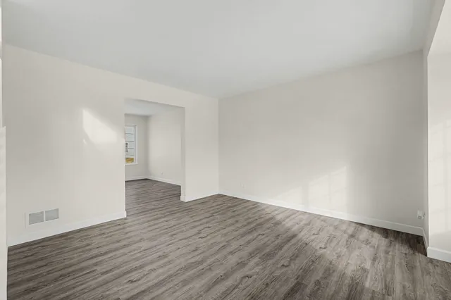 $499,999 | 1661 Charlotte Circle, Naperville, IL 60564