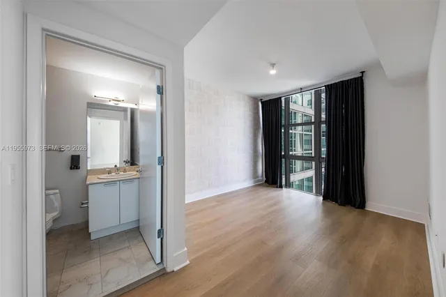 $4,500 | 3131 Northeast 188th Street, Unit 2803, Aventura, FL 33180