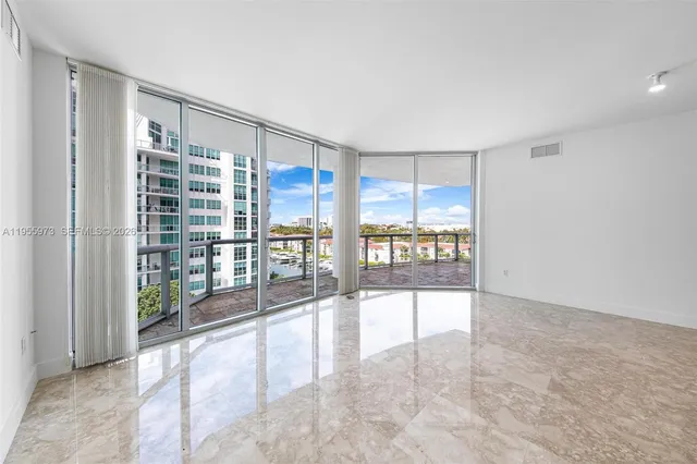 $4,500 | 3131 Northeast 188th Street, Unit 2803, Aventura, FL 33180