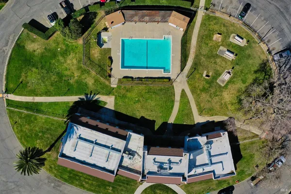 $249,000 | 102 Royal Oak Court, Fairfield, CA 94533