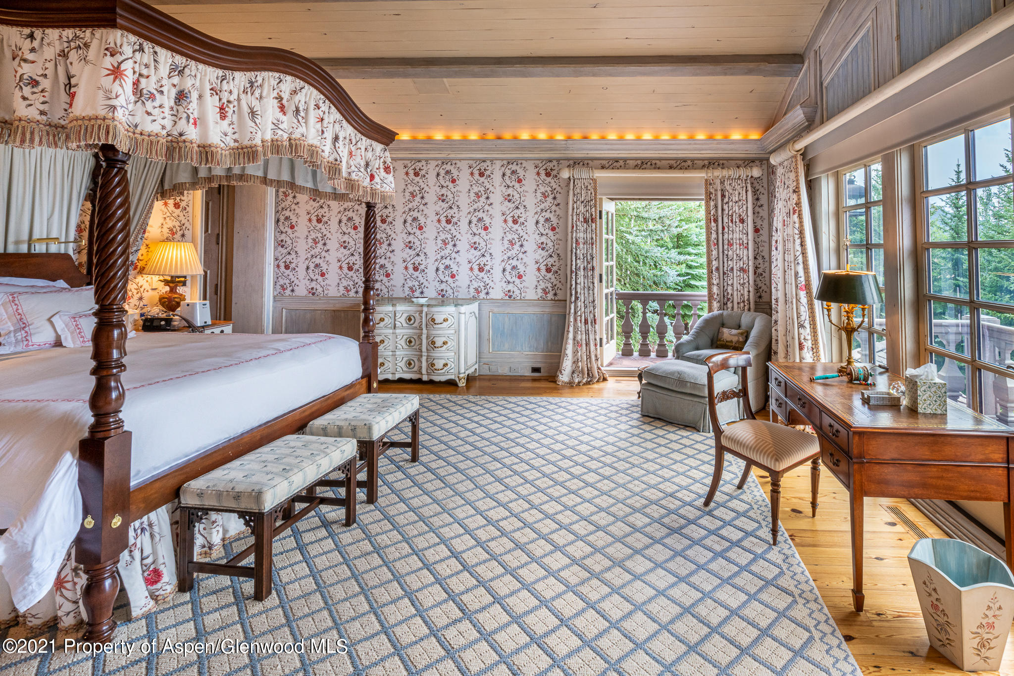 2137 Red Mountain Road Aspen, CO 81612 - Photo 27 of 59 Owners Suite