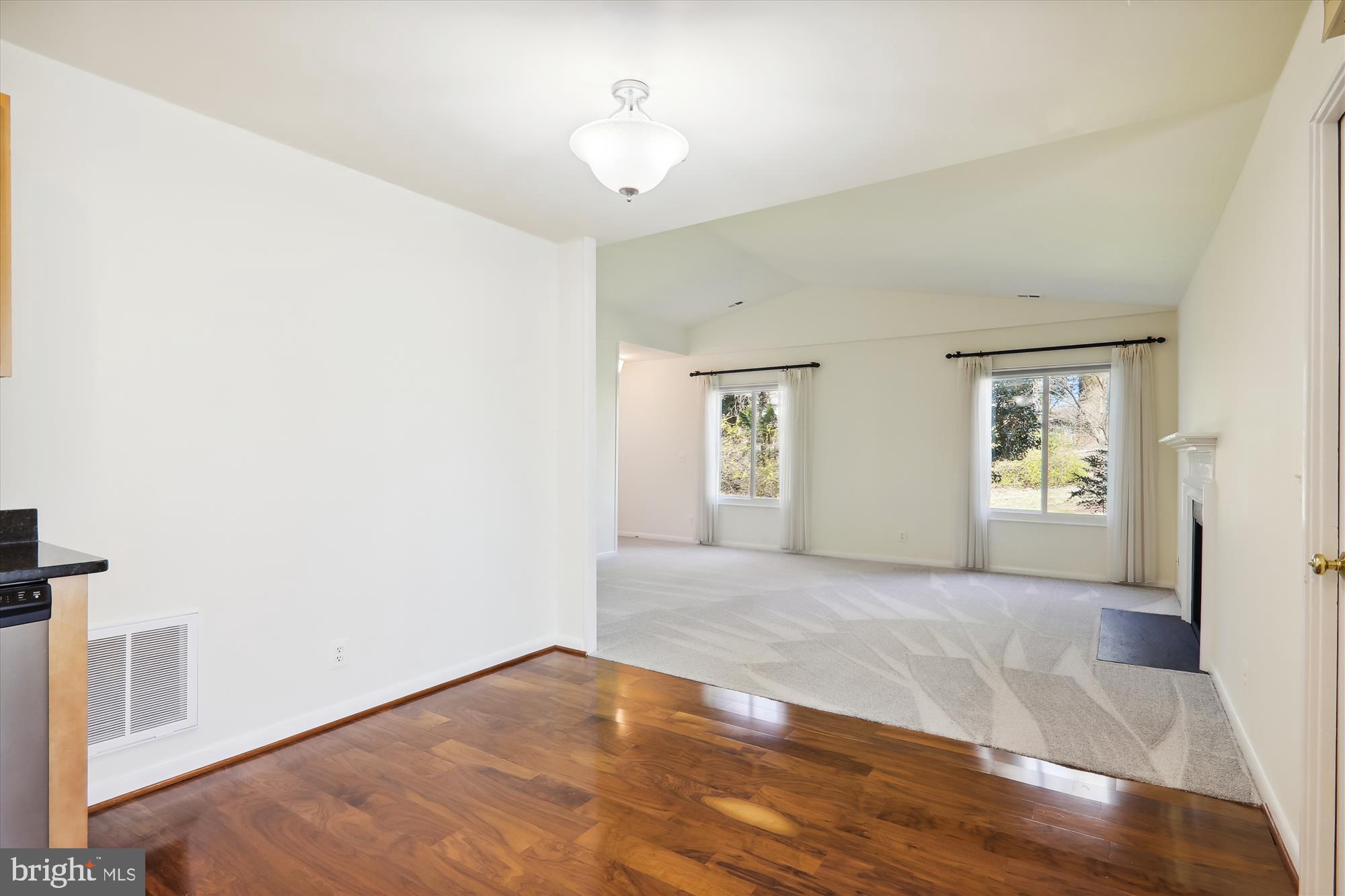 3626 Edelmar Terrace, Unit 125B Silver Spring, MD 20906 - Photo 14 of 21 Dining Area