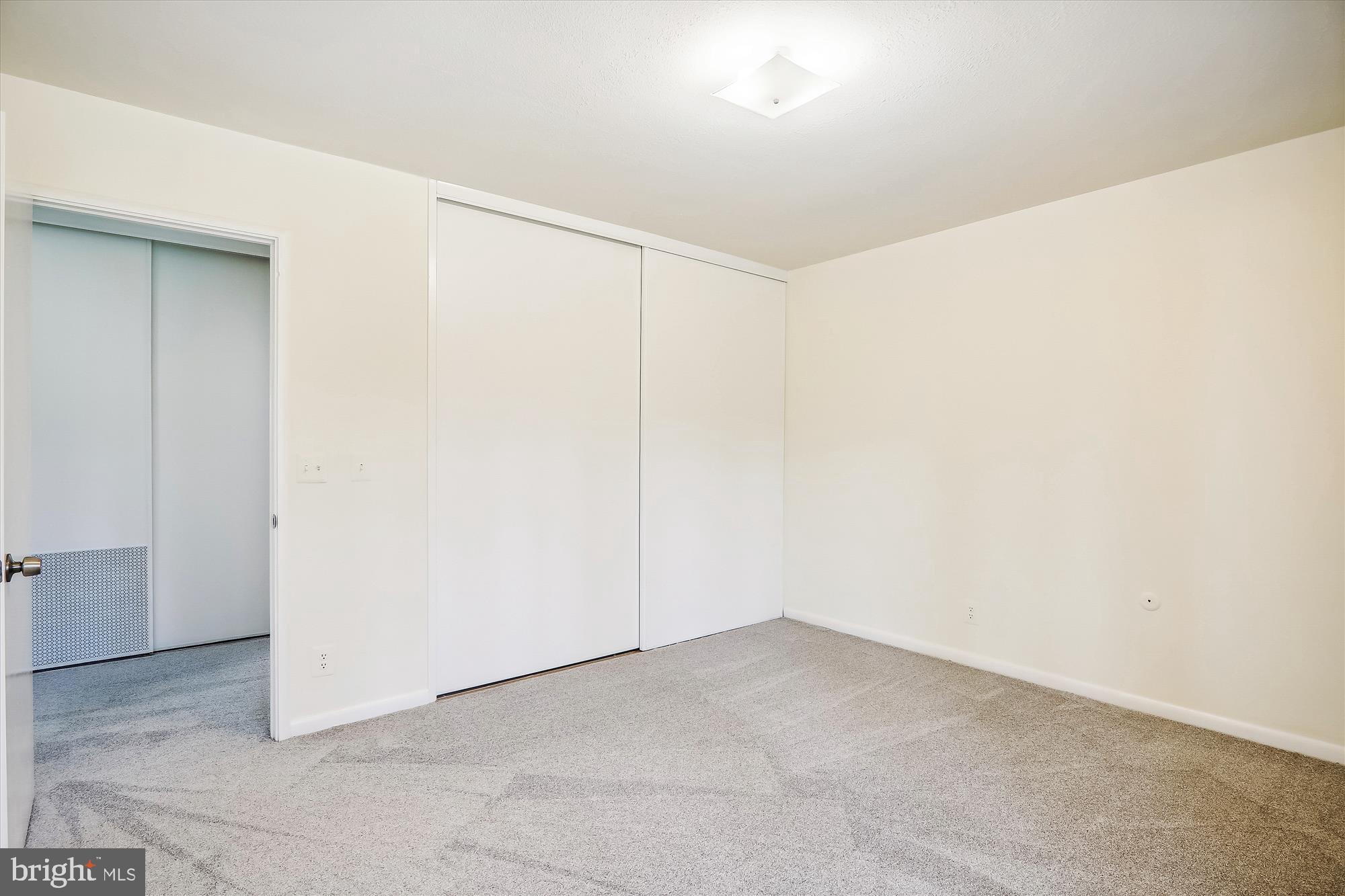 3626 Edelmar Terrace, Unit 125B Silver Spring, MD 20906 - Photo 16 of 21 Primary Bedroom