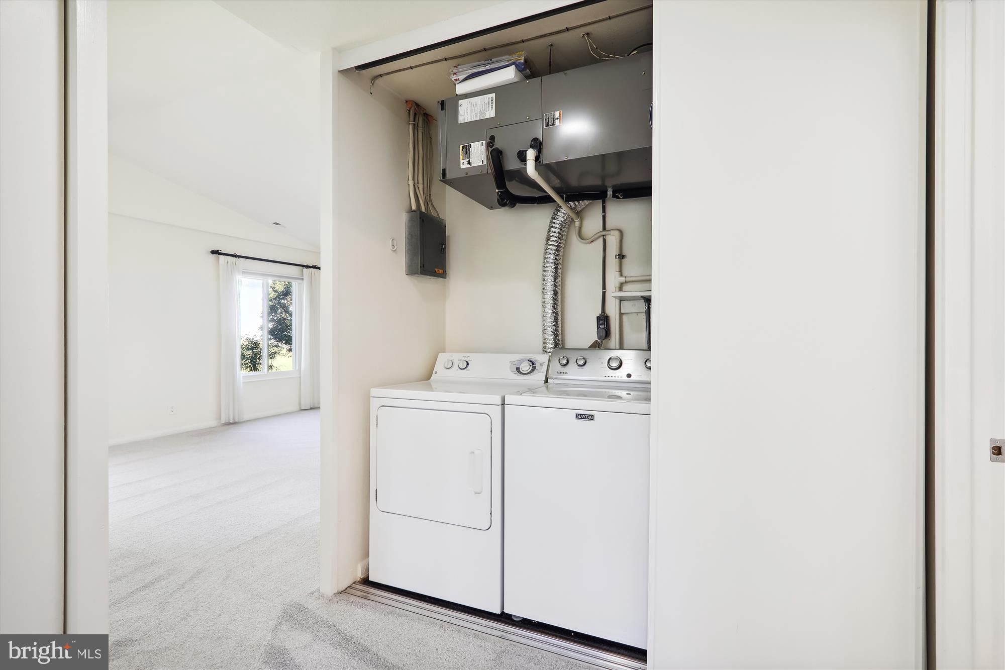 3626 Edelmar Terrace, Unit 125B Silver Spring, MD 20906 - Photo 20 of 21 Washer Dryer