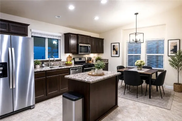 $620,000 | 3595 Santa Fe Avenue, Unit 162, Long Beach, CA 90810