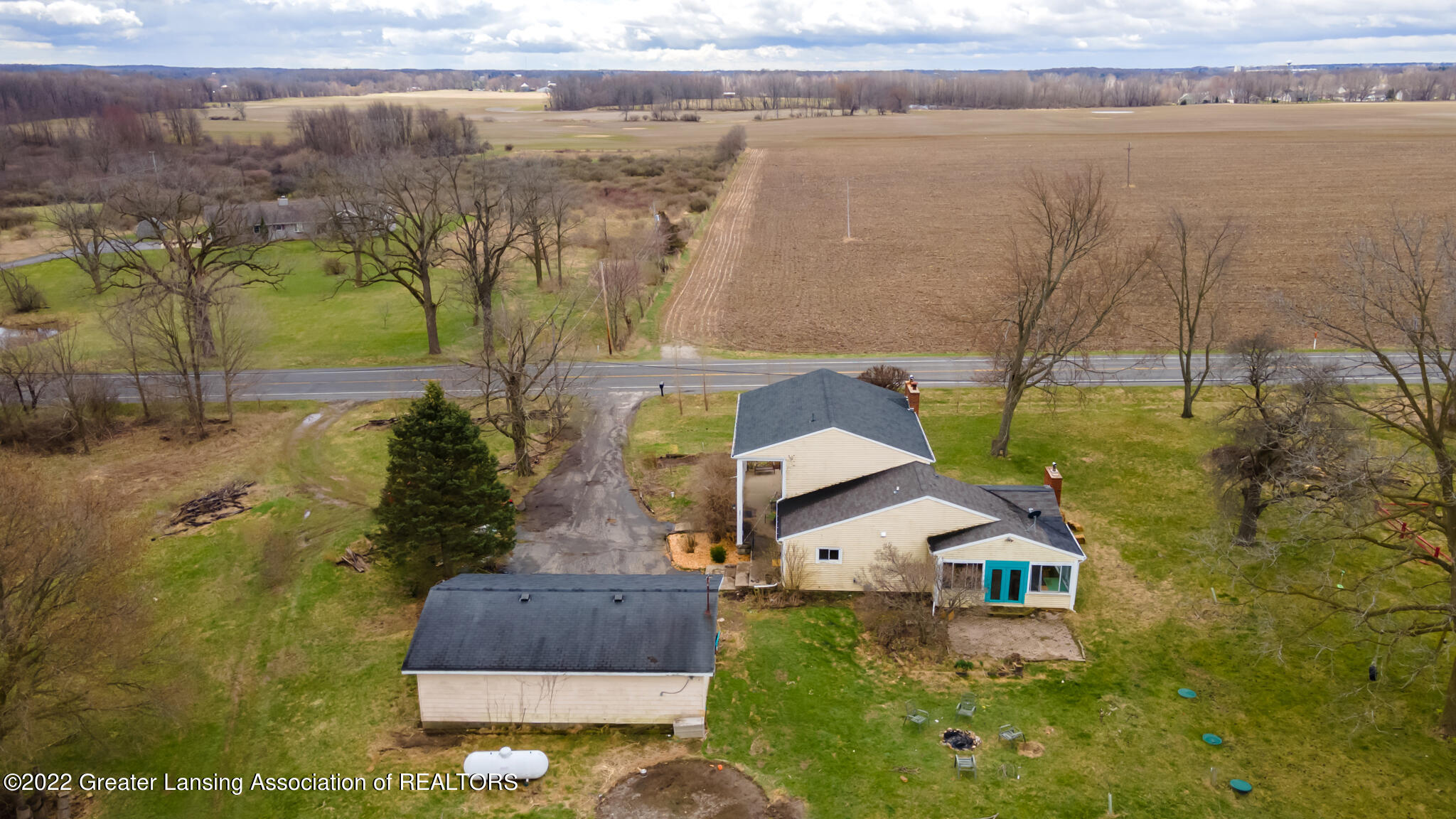 1986 West Howell Road Mason, MI 48854 - Photo 27 of 31 1986WHOWELL29