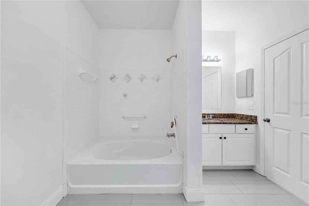 12855 Madison Pointe Circle, Unit 101 Orlando, FL 32821 - Photo 32 of 42