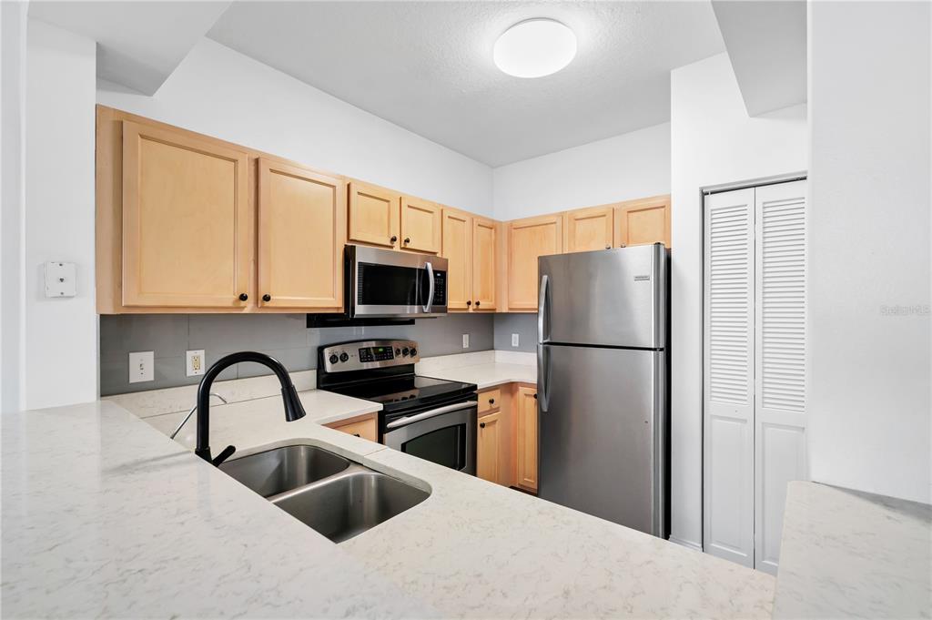 12855 Madison Pointe Circle, Unit 101 Orlando, FL 32821 - Photo 8 of 42