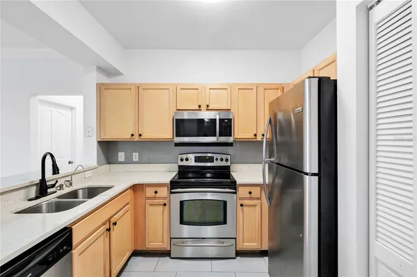 $292,000 | 12855 Madison Pointe Circle, Unit 101, Orlando, FL 32821