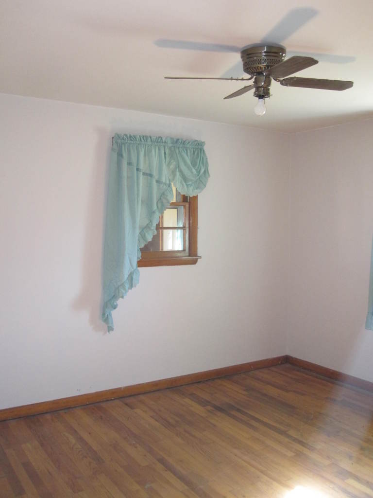 4 Hundley Road Crawley, WV 24931 - Photo 11 of 18 Bedroom