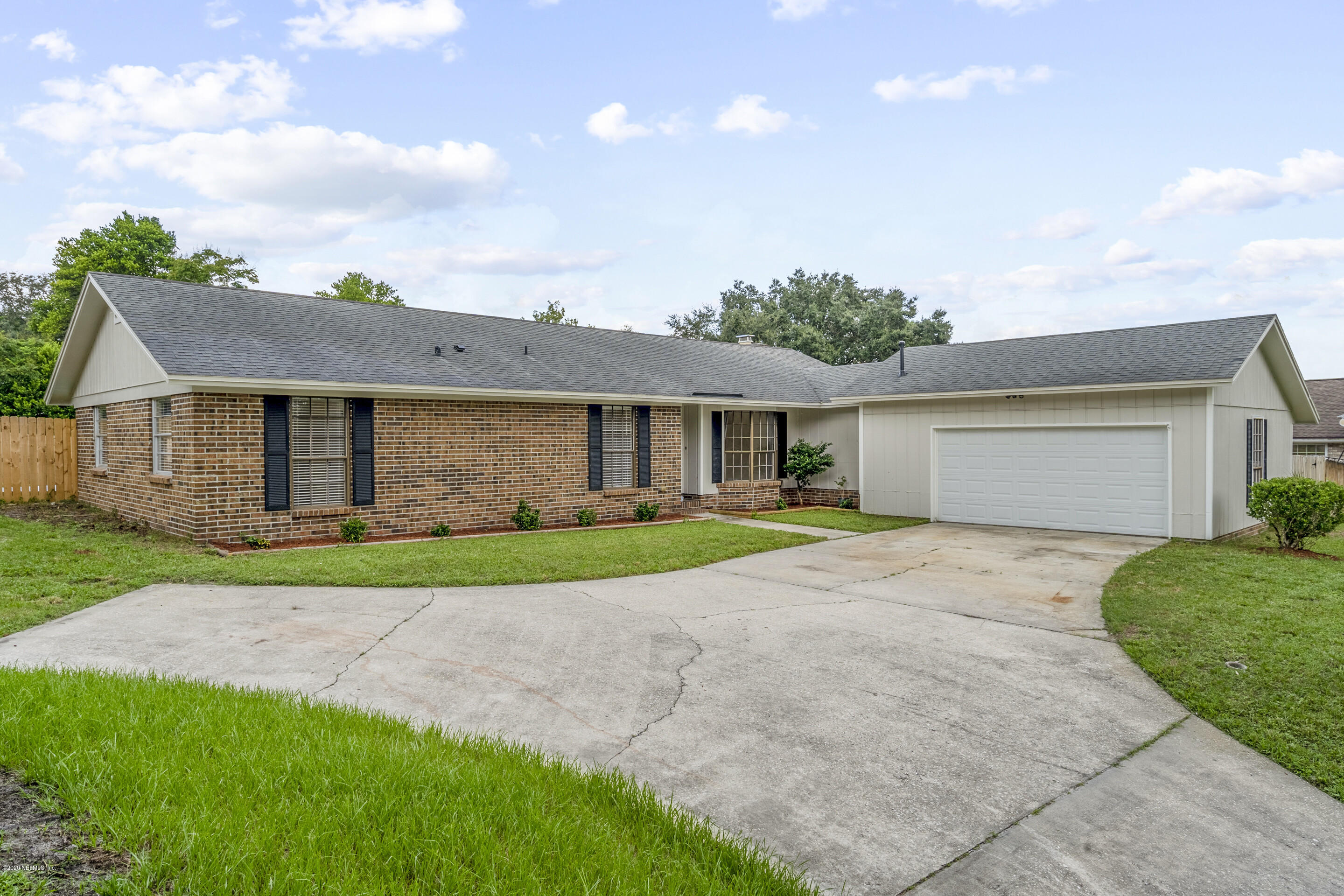 265 Foxridge Road Orange Park, FL 32065 - Photo 2 of 36 02_265_foxridge_rd1_mls