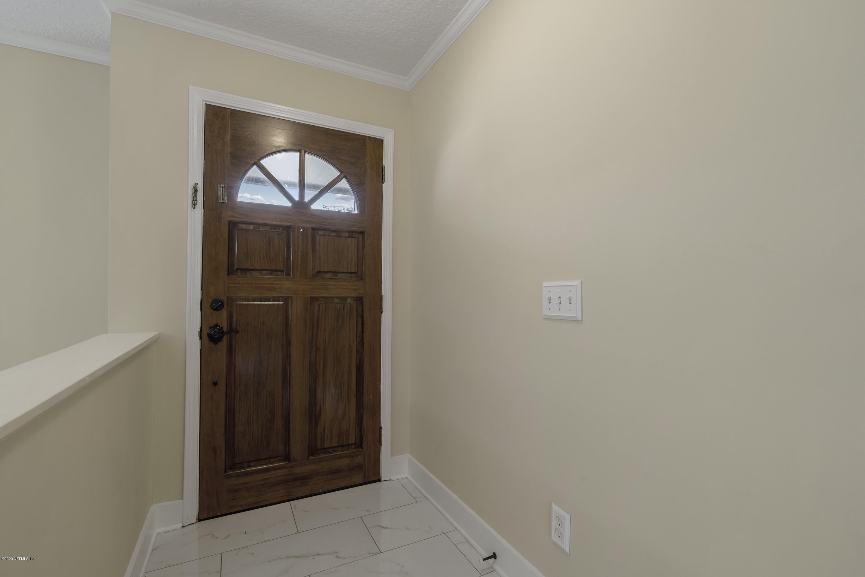 265 Foxridge Road Orange Park, FL 32065 - Photo 3 of 36 03_265_foxridge_rd2_mls