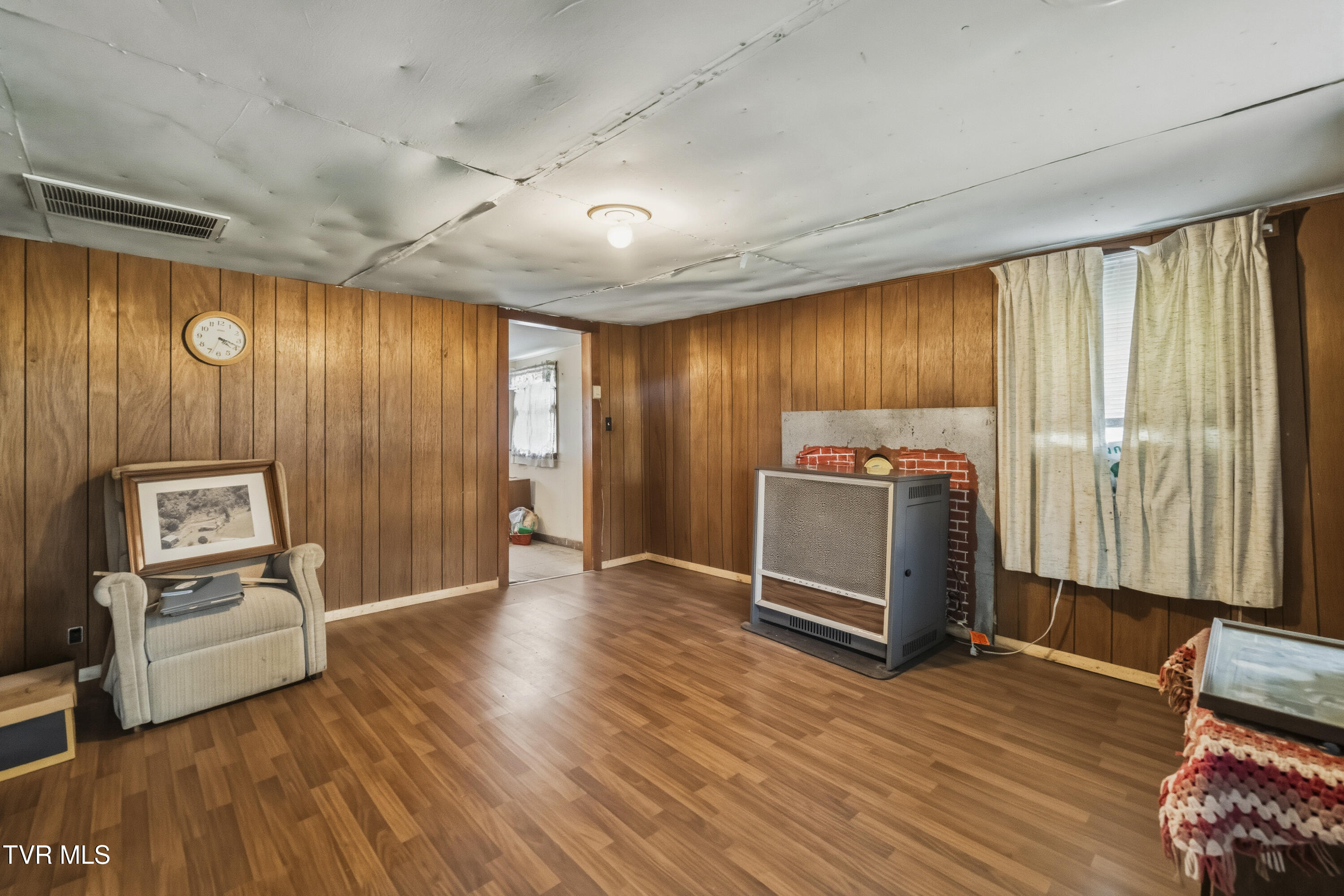 1811 George Malone Road Greeneville, TN 37745 - Photo 5 of 23 DSC05360
