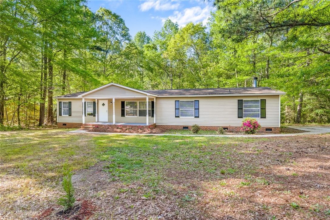 2410 Belhaven Road Anderson, SC 29621 - Photo 3 of 29 Gallery Image 3