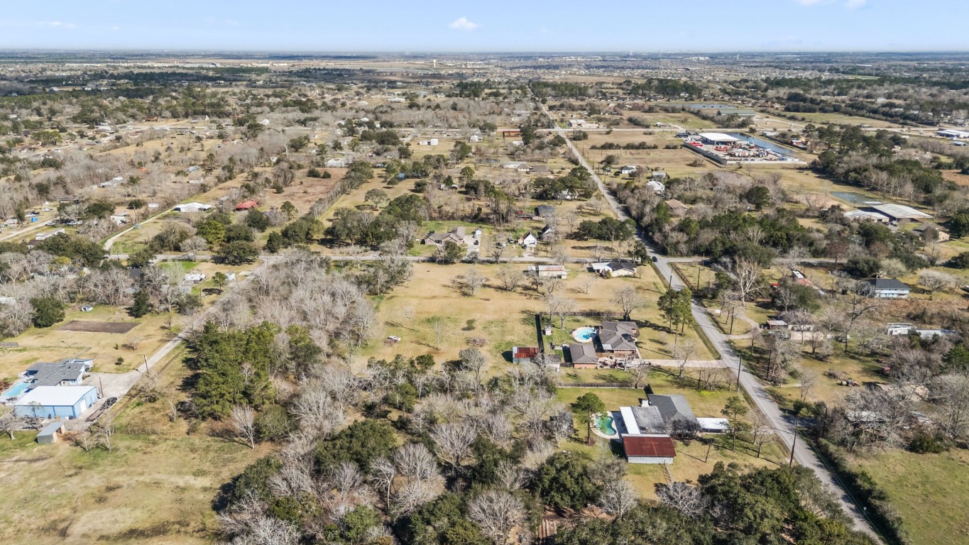 13038 4th Street Santa Fe, TX 77510 - Photo 33 of 39 an aerial view of a