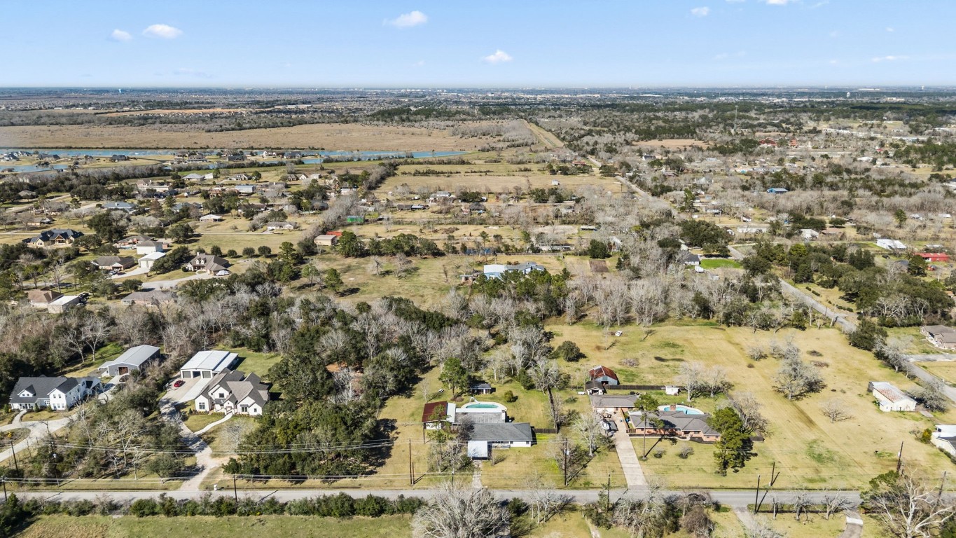 13038 4th Street Santa Fe, TX 77510 - Photo 35 of 39 a view of an ocean beach