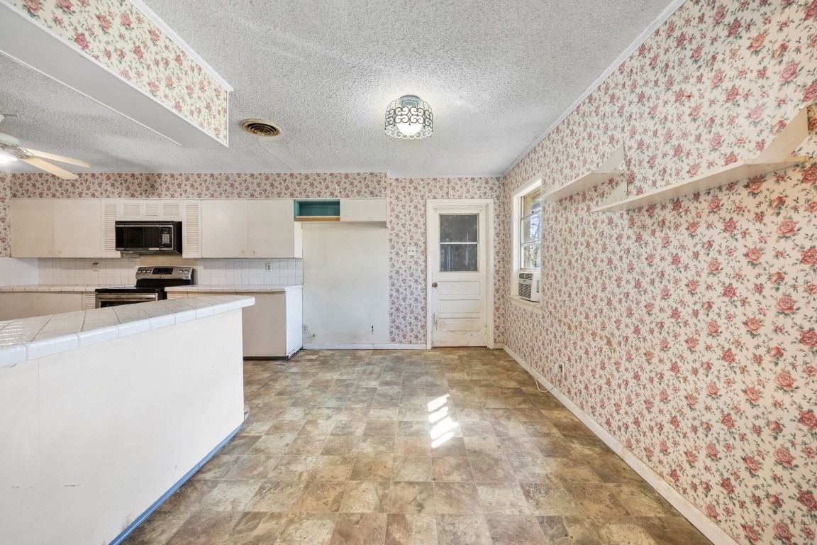 13038 4th Street Santa Fe, TX 77510 - Photo 10 of 39