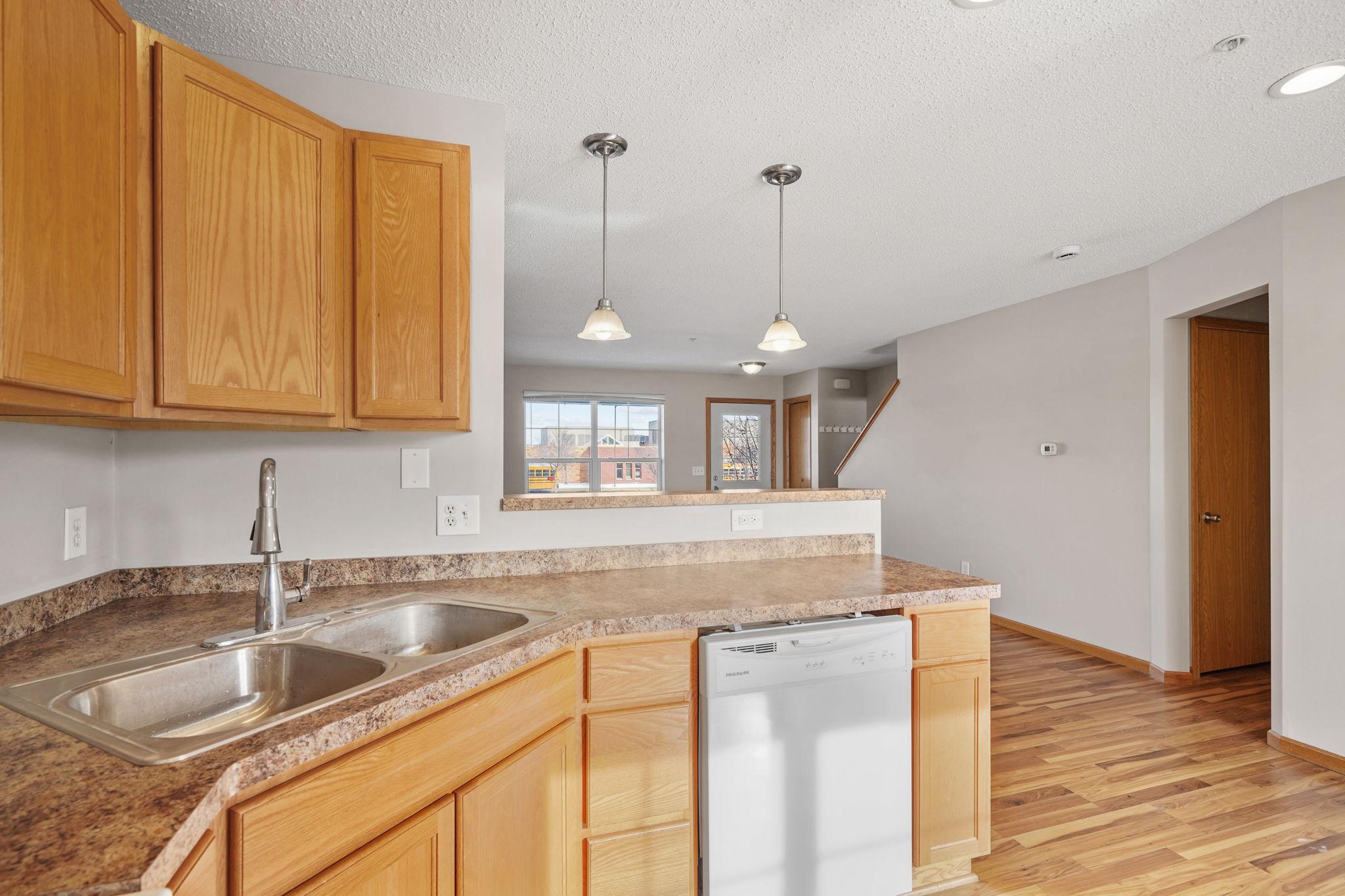 2880 Clover Ridge Drive Chaska, MN 55318 - Photo 14 of 28