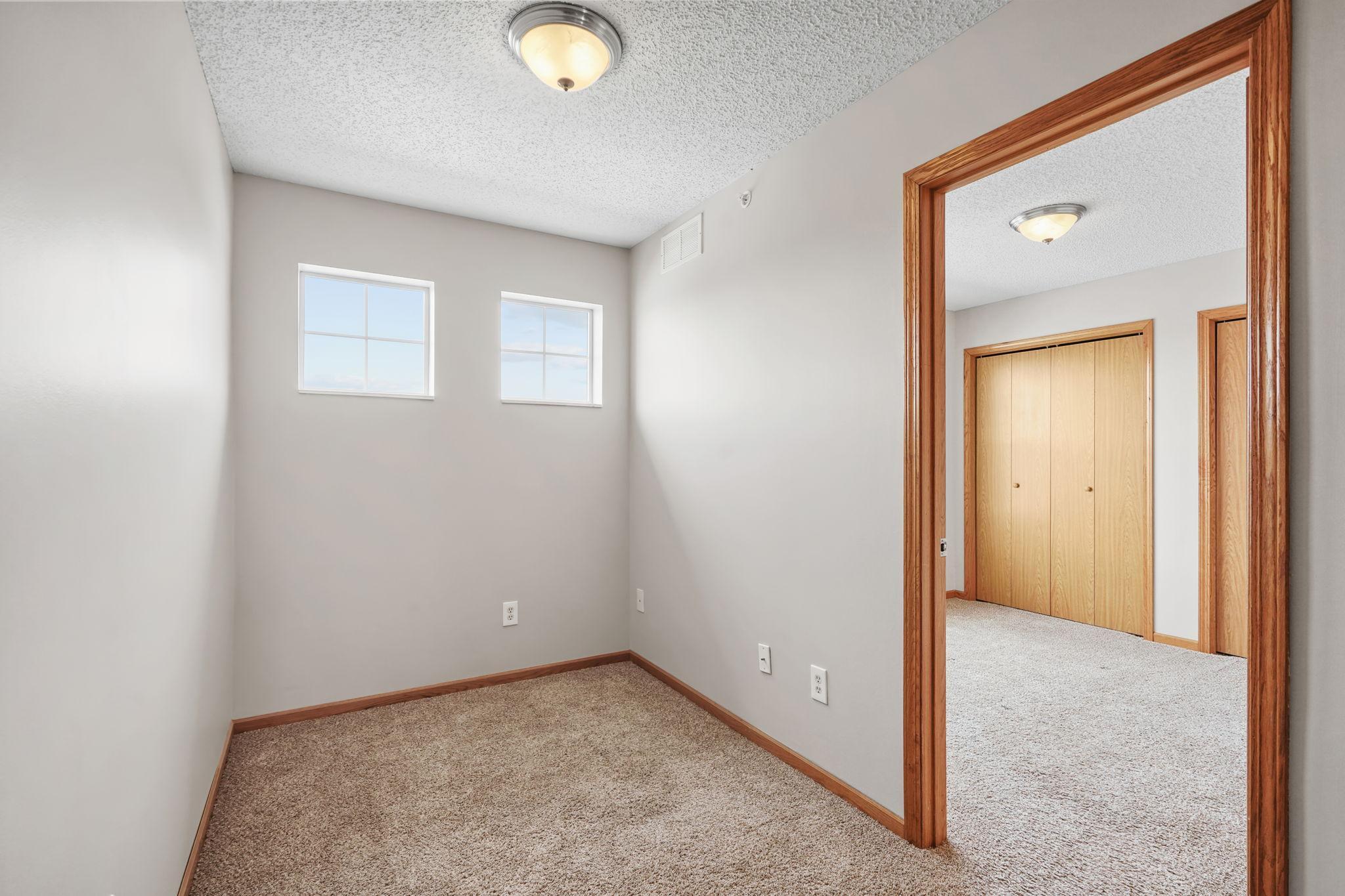 2880 Clover Ridge Drive Chaska, MN 55318 - Photo 16 of 28