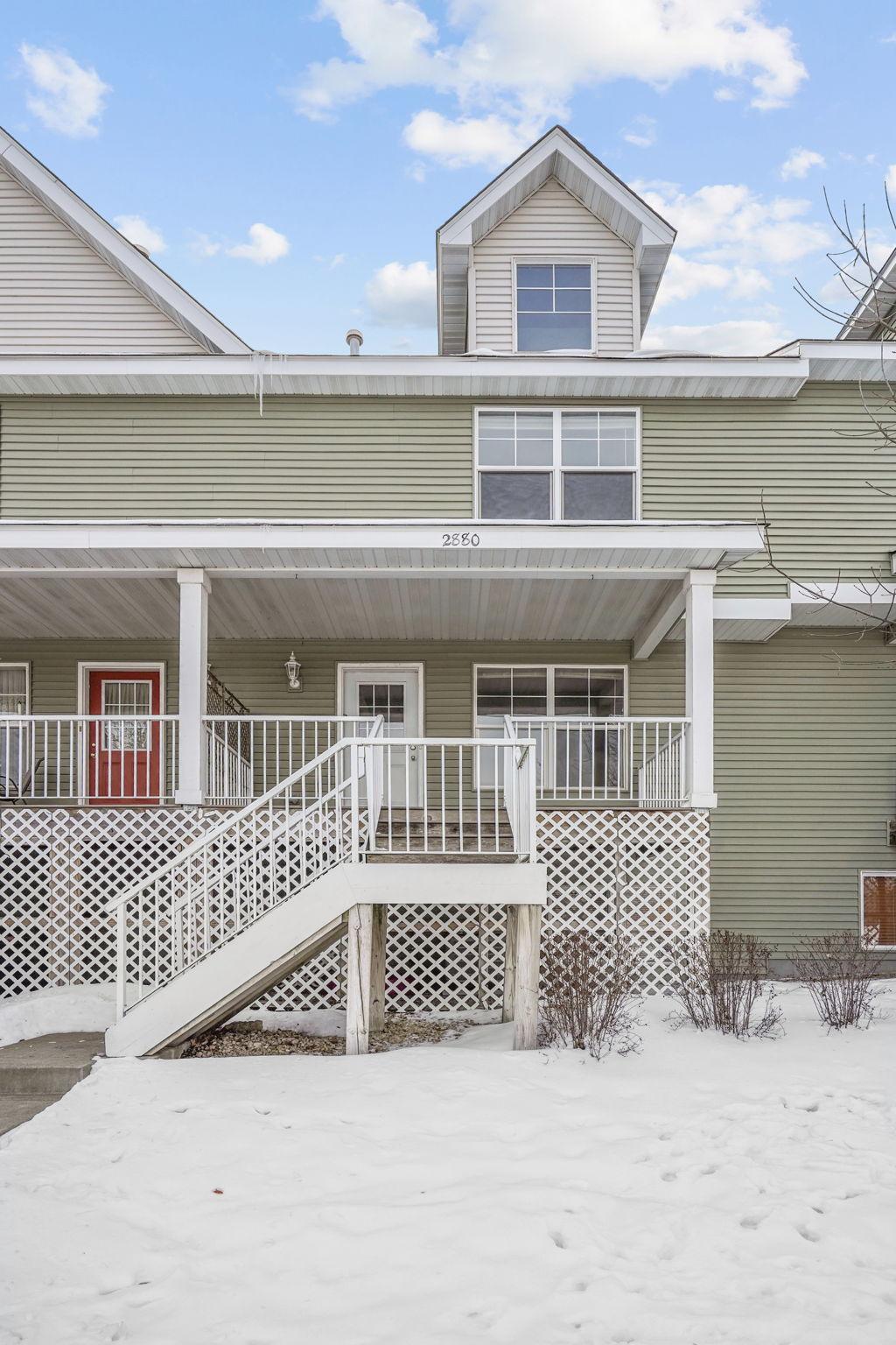 2880 Clover Ridge Drive Chaska, MN 55318 - Photo 2 of 28