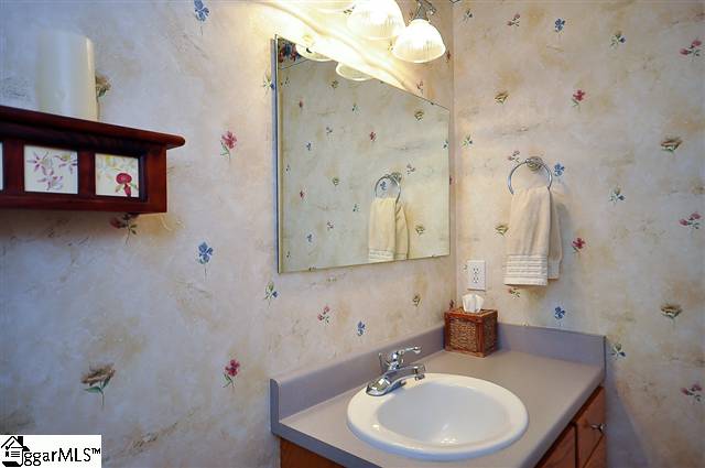 419 Woodson Road Piedmont, SC 29673 - Photo 9 of 25 Gallery Image 9