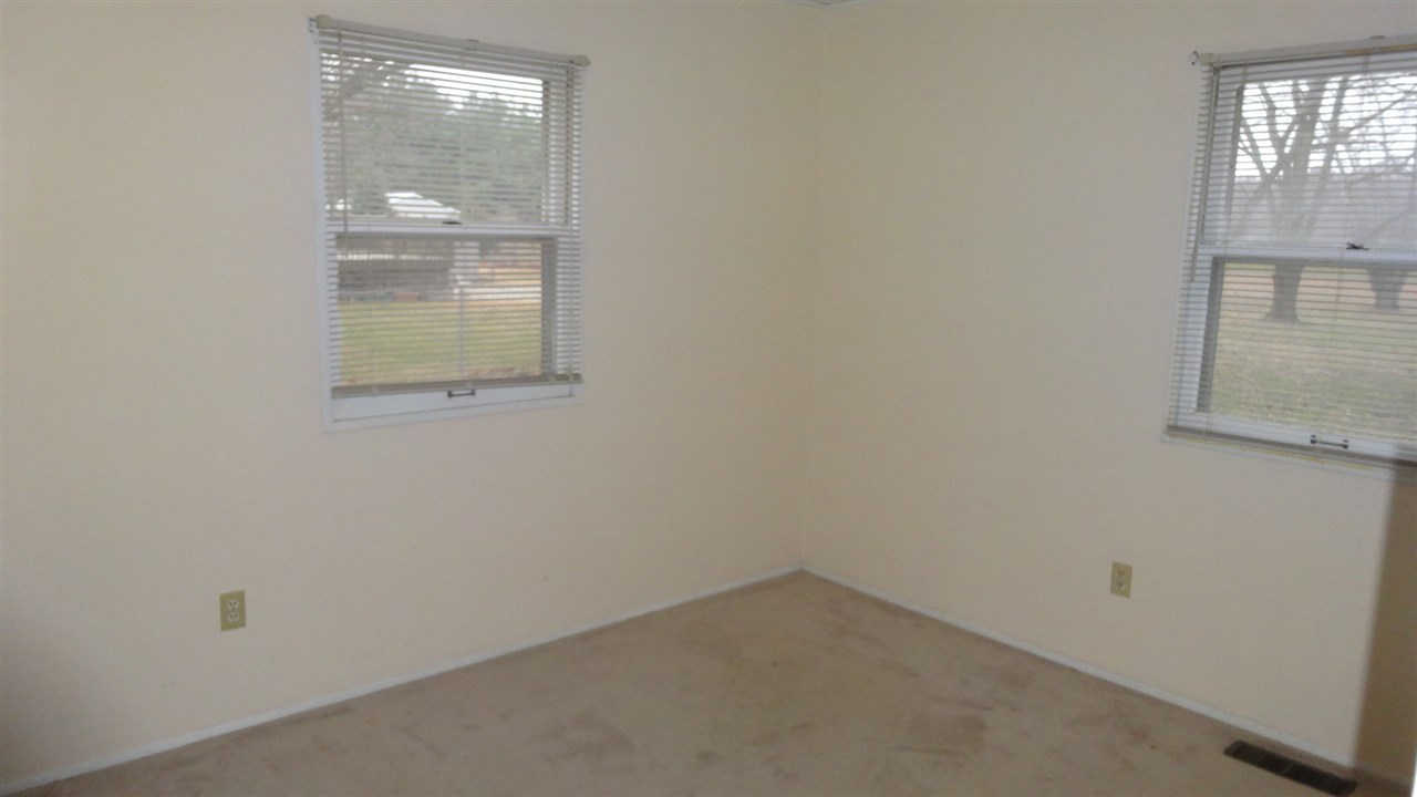 1215 South Toto Road North Judson, IN 46366 - Photo 7 of 15 Gallery Image 7