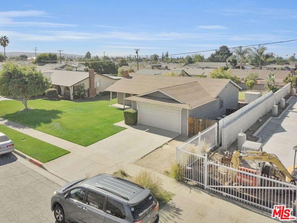 611 North Shellman Avenue San Dimas, CA 91773 - Photo 3 of 21