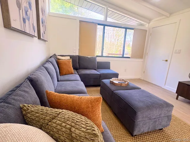 $549,000 | 67 West Shore Road, Kauneonga Lake, NY 12749