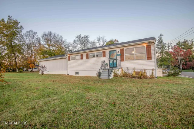$315,000 | 2931 East Emory Road, Knoxville, TN 37938