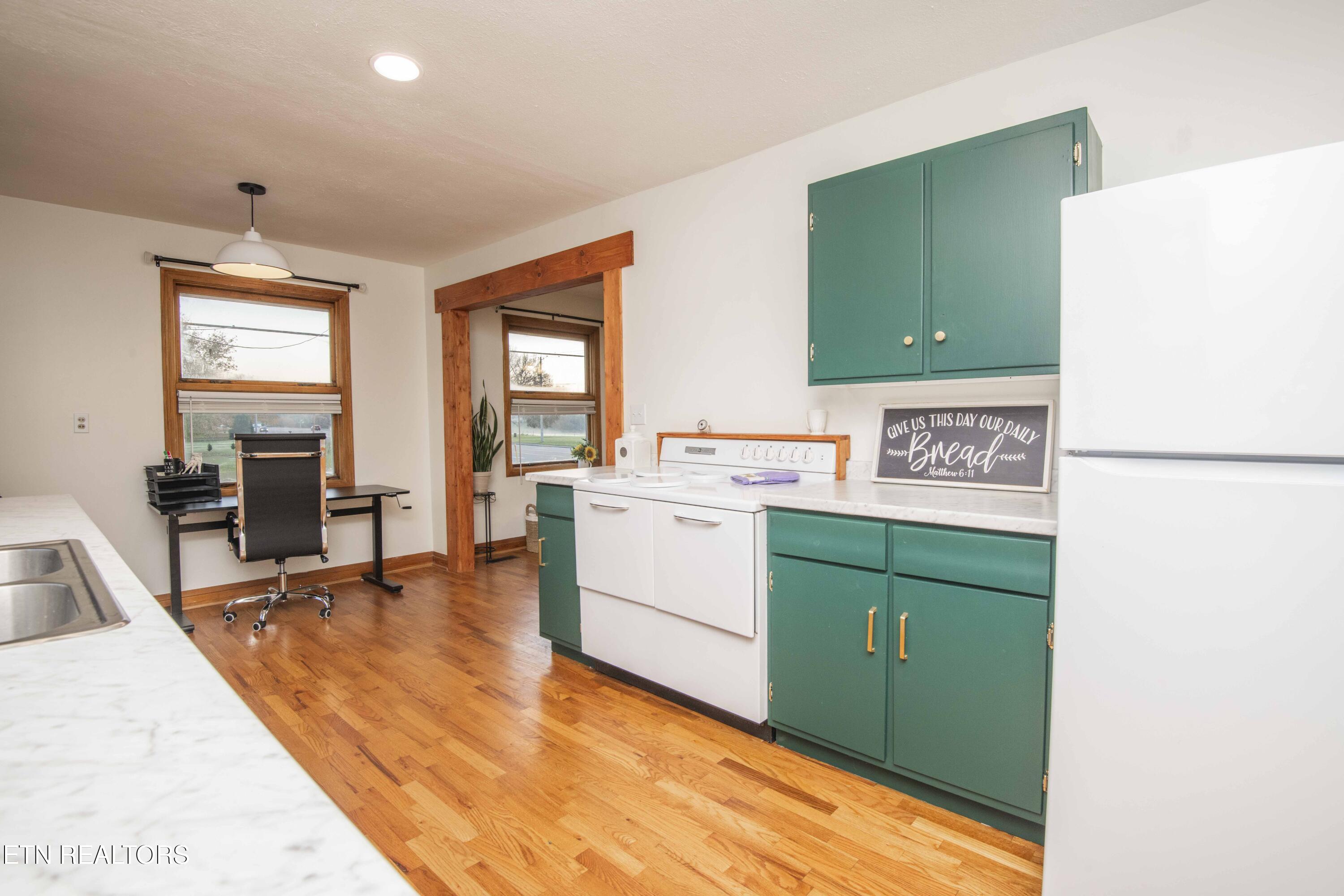 2931 East Emory Road Knoxville, TN 37938 - Photo 19 of 35 kitchen 6_1