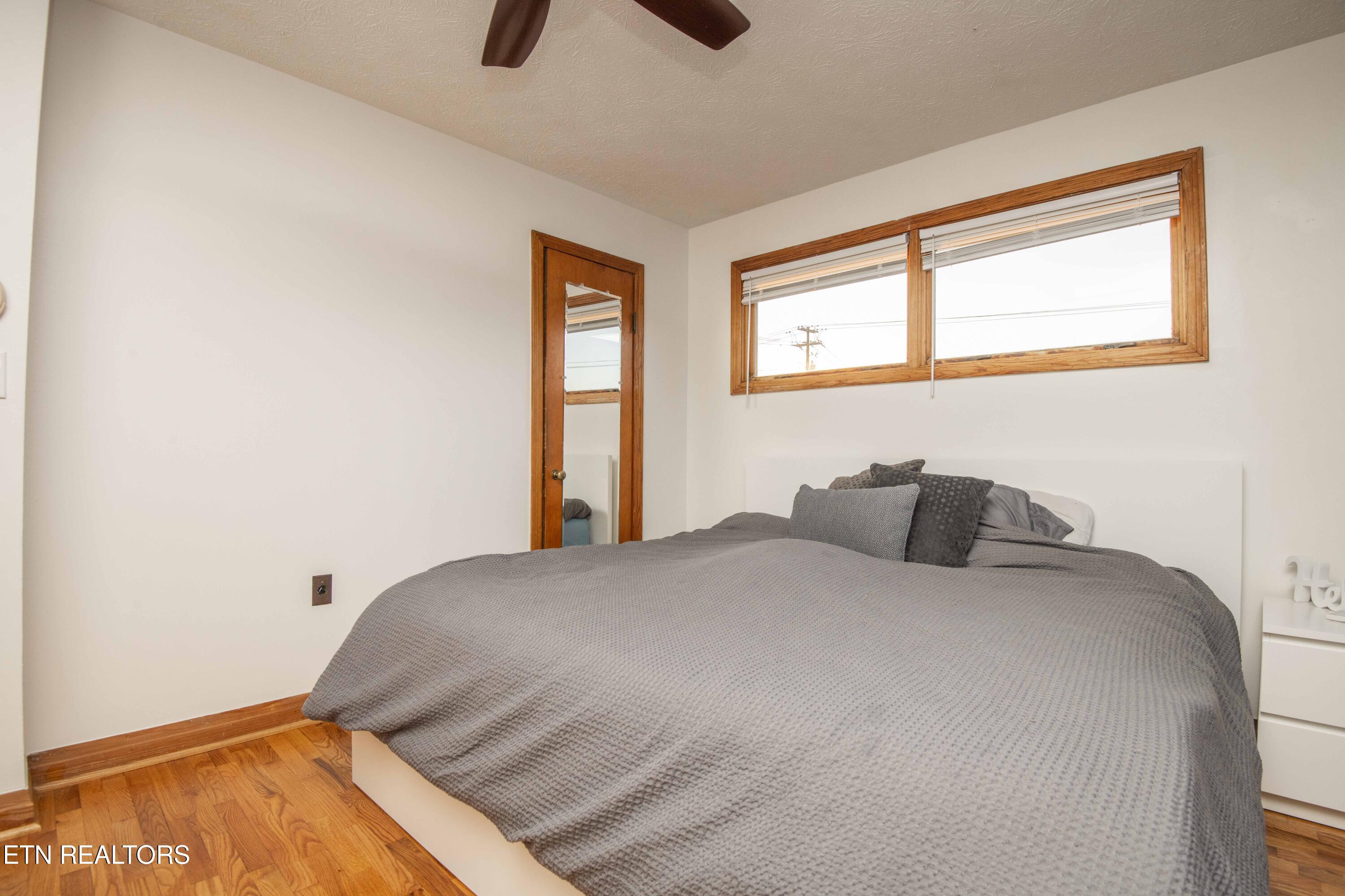 2931 East Emory Road Knoxville, TN 37938 - Photo 28 of 35 bed 2_1