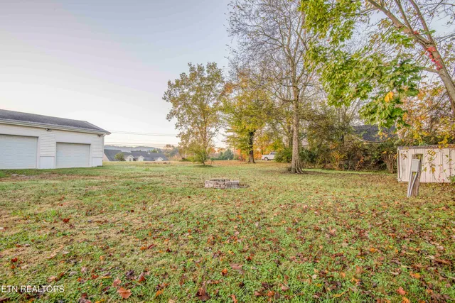 $315,000 | 2931 East Emory Road, Knoxville, TN 37938