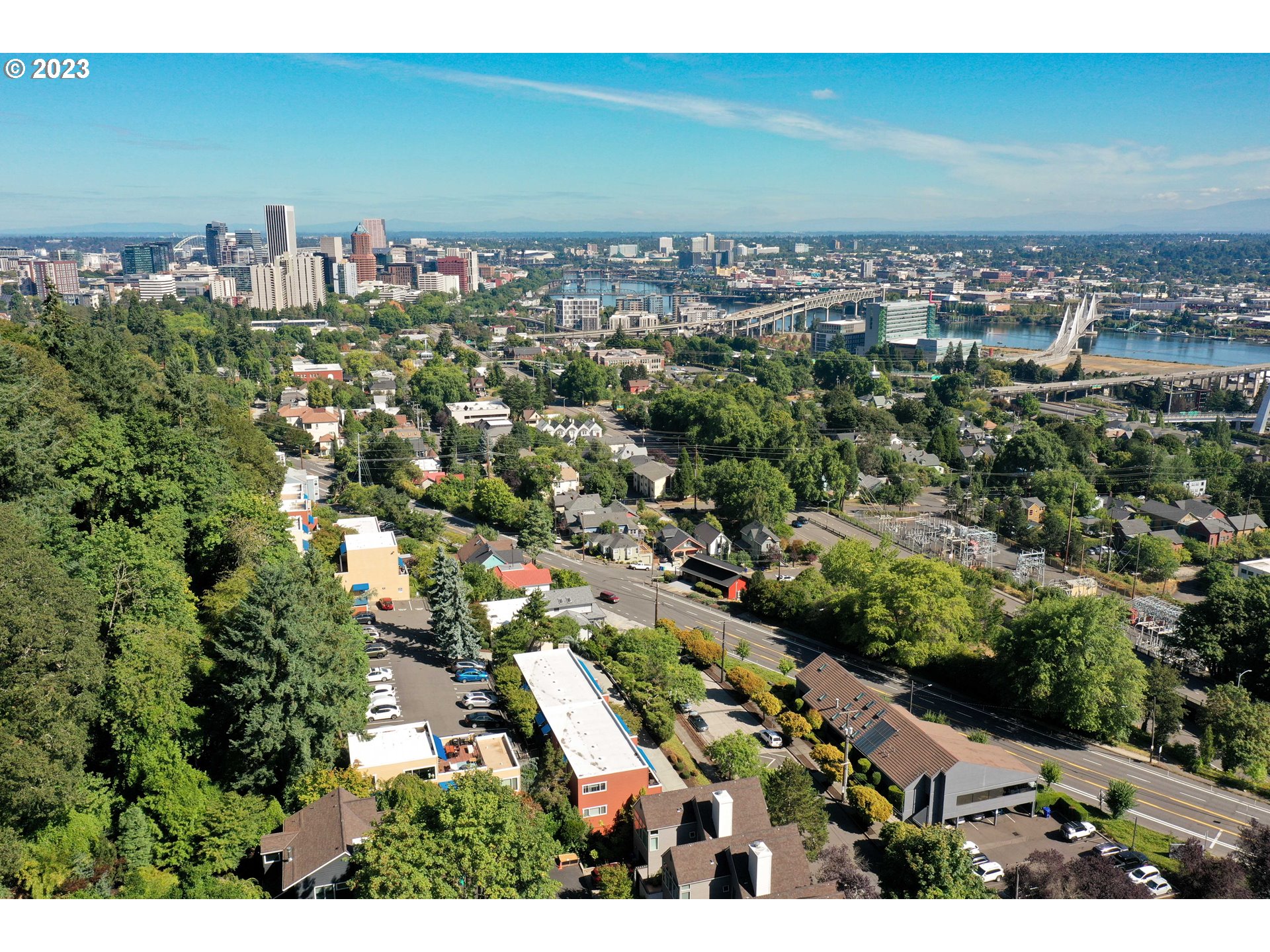 3701 Southwest Condor Avenue, Unit E1 Portland, OR 97239 - Photo 34 of 35 Gallery Image 34