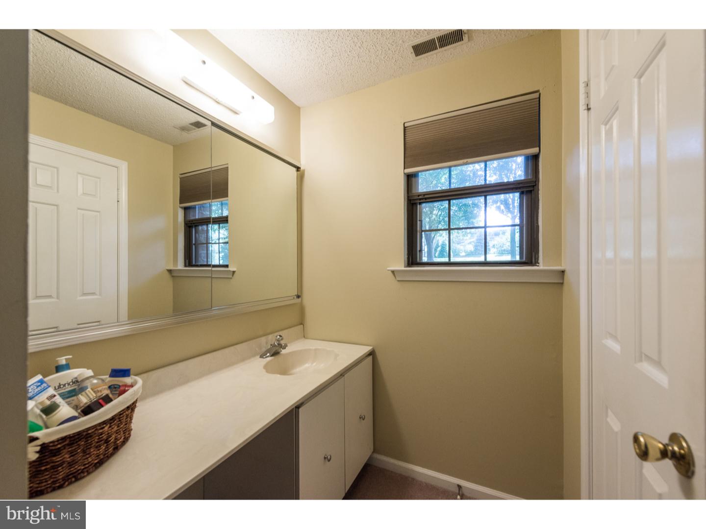 44 Rittenhouse Court, Unit 201 Chesterbrook, PA 19087 - Photo 22 of 24