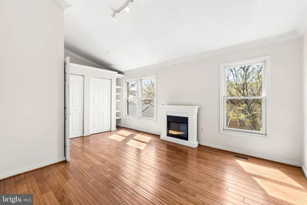 $3,500 | 211 West Hill Street, Baltimore, MD 21230