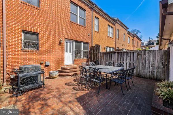 $3,500 | 211 West Hill Street, Baltimore, MD 21230