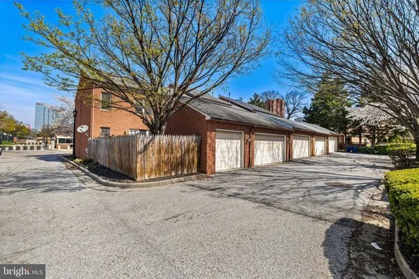 $3,500 | 211 West Hill Street, Baltimore, MD 21230