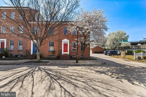 $3,500 | 211 West Hill Street, Baltimore, MD 21230