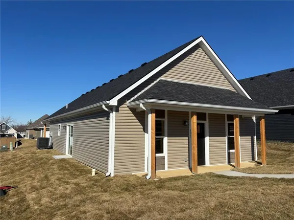 $335,000 | 4803 South Creek Wood Drive, St. Joseph, MO 64507