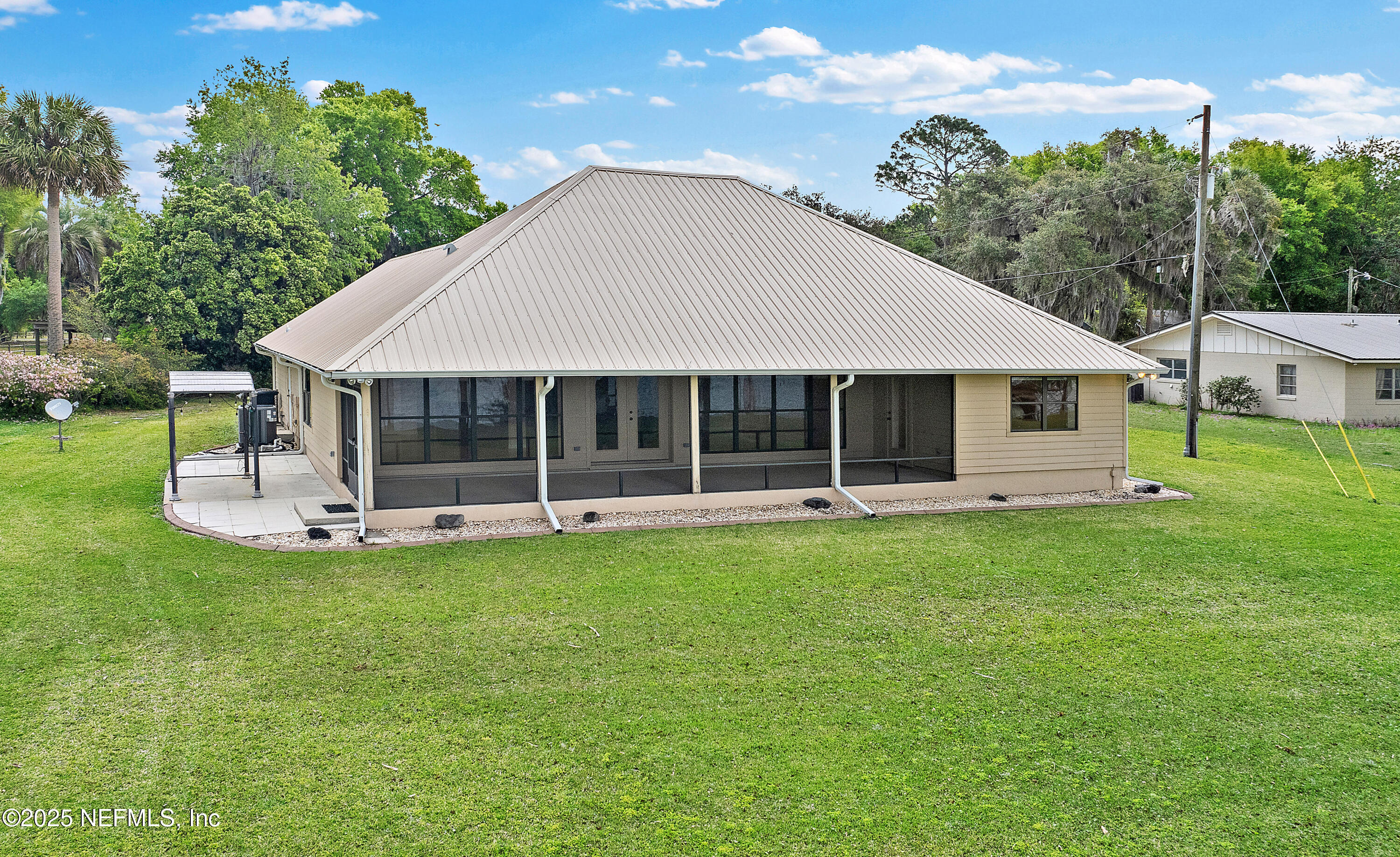 343 East Buffalo Bluff Road Satsuma, FL 32189 - Photo 27 of 38 24-Exterior Back