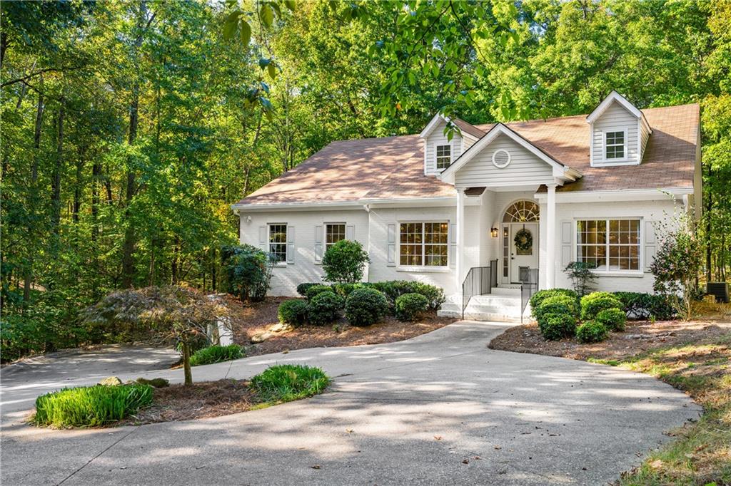 16218 Henderson Road Milton, GA 30004 - Photo 5 of 70