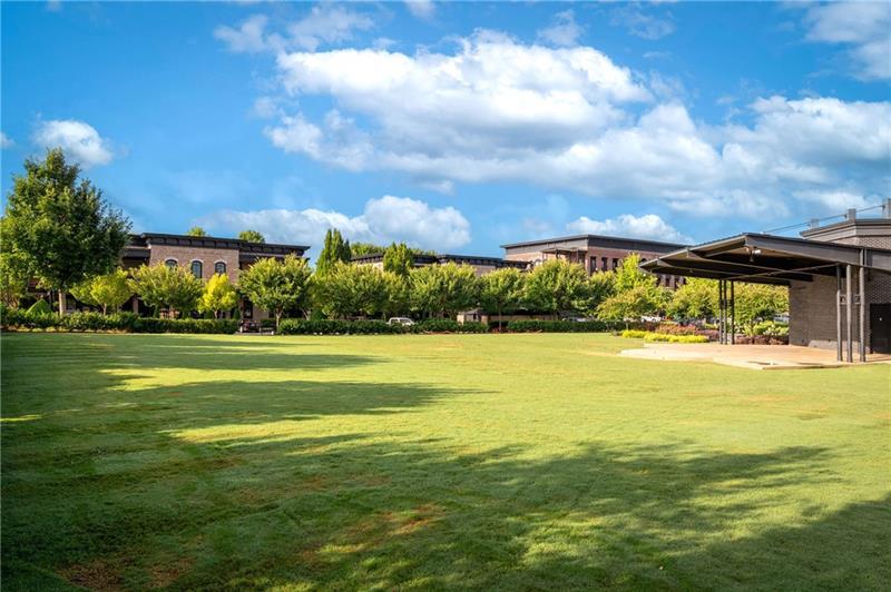 16218 Henderson Road Milton, GA 30004 - Photo 53 of 70 a view of an ocean and beach