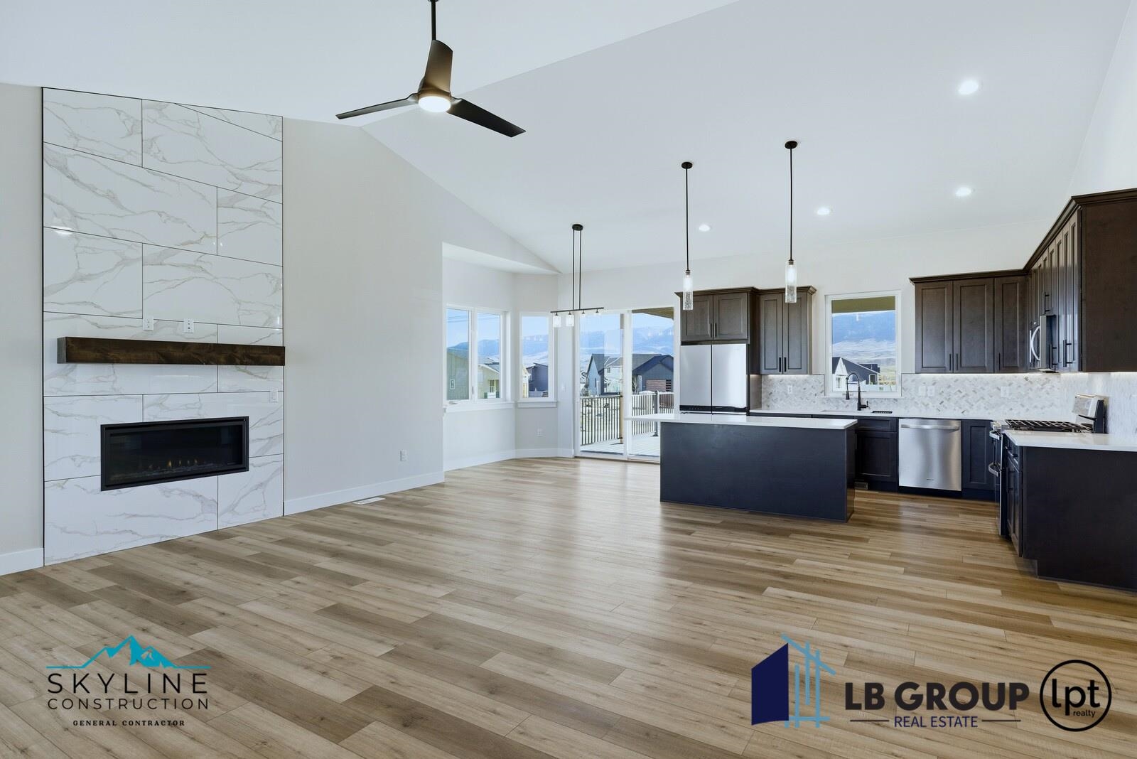 2665 Berkshire Way Casper, WY 82609 - Photo 2 of 34