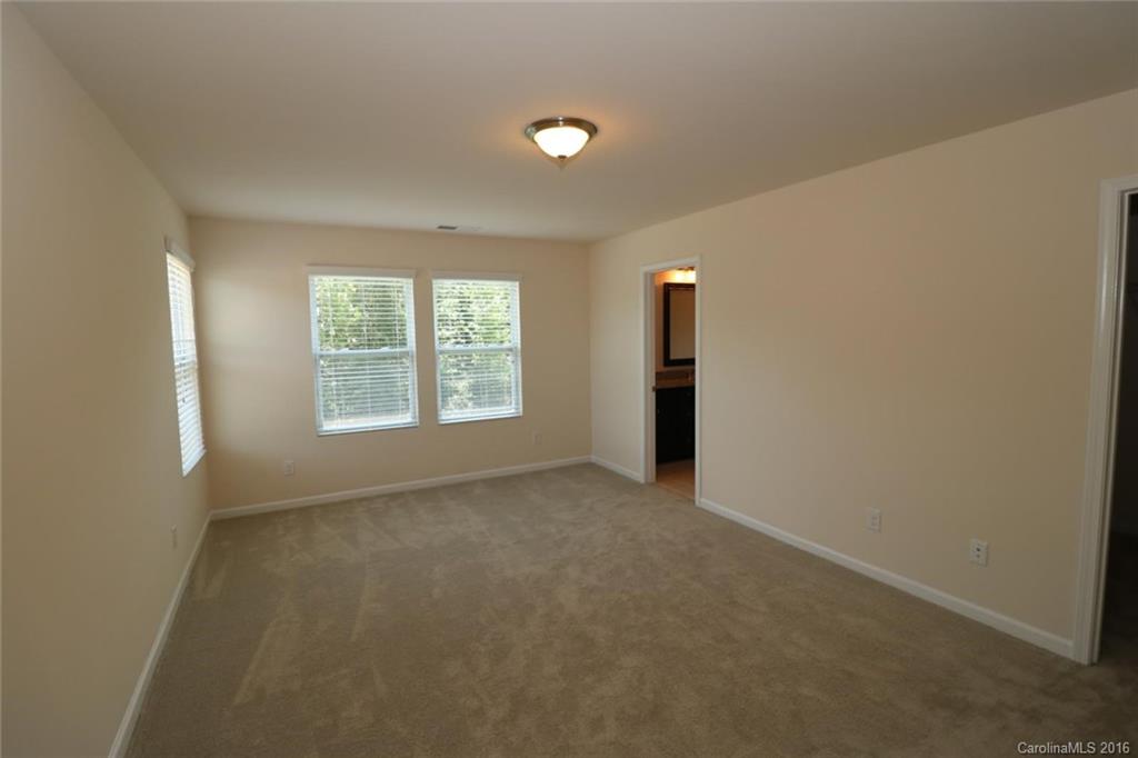 5721 Eleanor Rigby Road, Unit 61 Charlotte, NC 28278 - Photo 12 of 19 Gallery Image 12