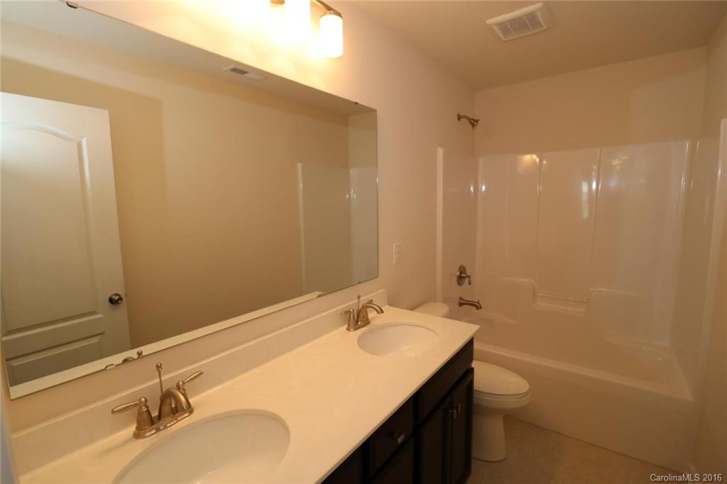 5721 Eleanor Rigby Road, Unit 61 Charlotte, NC 28278 - Photo 17 of 19 Gallery Image 17