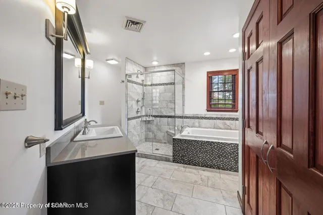 $849,000 | 1266 Ryman Road, Dallas, PA 18612